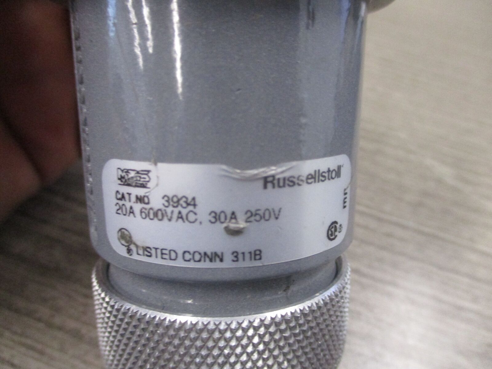 Russellstoll Connector 3934 20A 600V 30A 250V 3P 4W * Missing Set Screw * Used