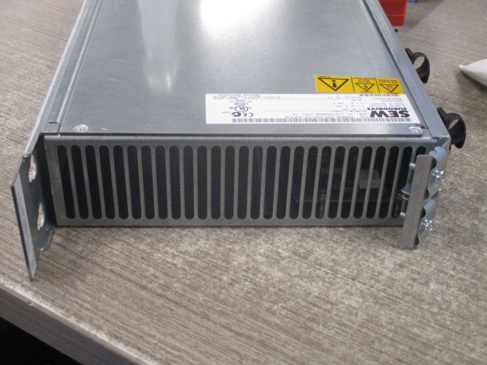 Sew-Eurodrive Moviaxis Servo Drive Master Module MXM80A-000-000-00/DHF41B