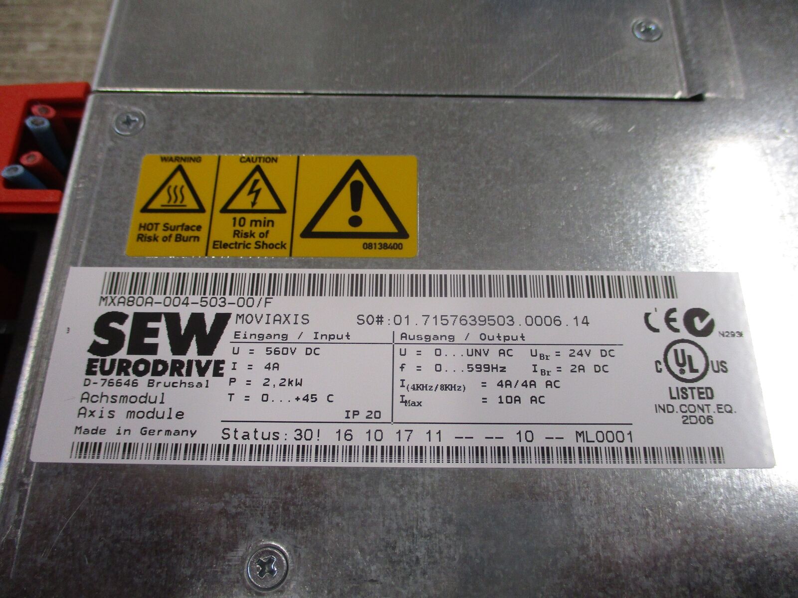Sew-Eurodrive Moviaxis Servo Drive Axis Module MXA80A-004-503-00/F Input: 560V D