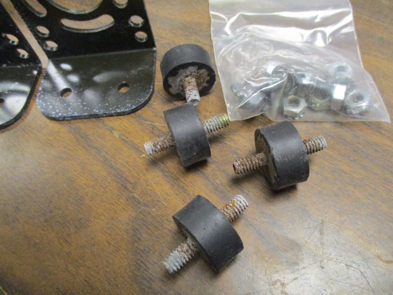 Banner Light Curtain MGR1216A With Mount Min Object- Sens: 1.5" New Surplus