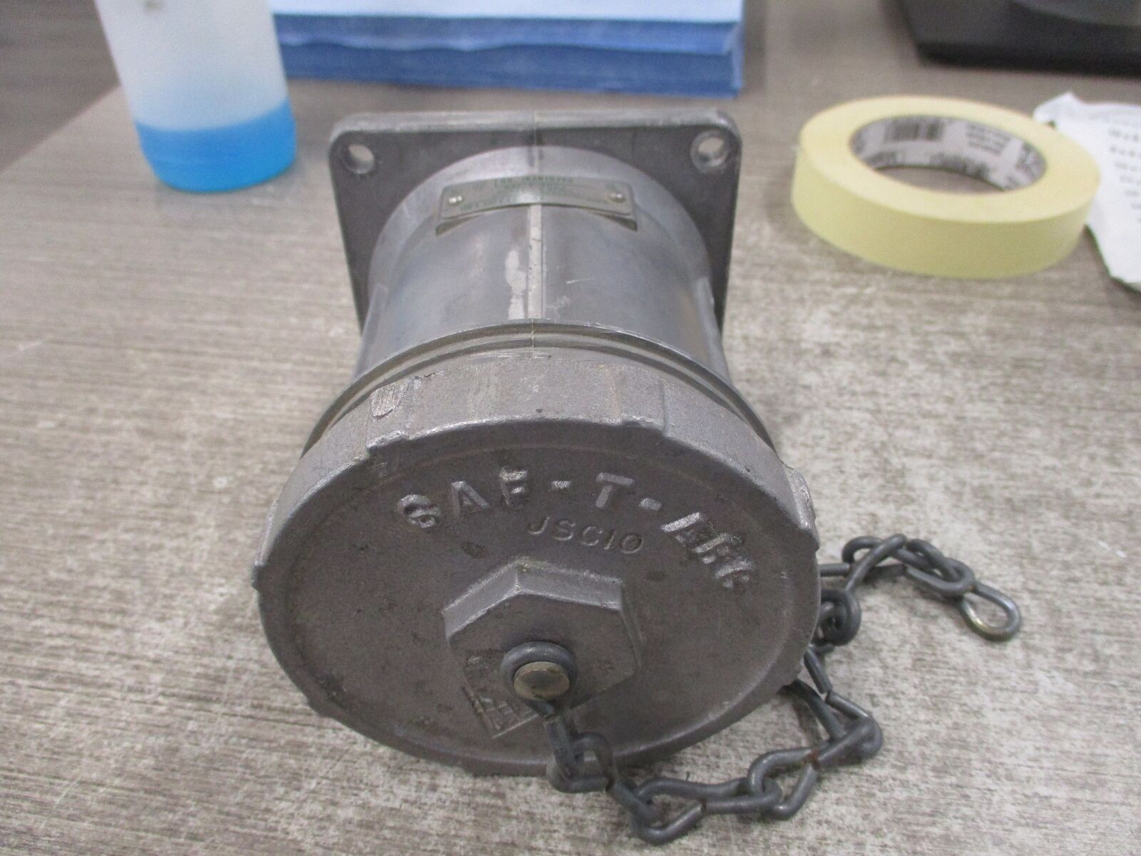 Russell Receptacle JRSR1034H 100A 600V 3P 4W Used