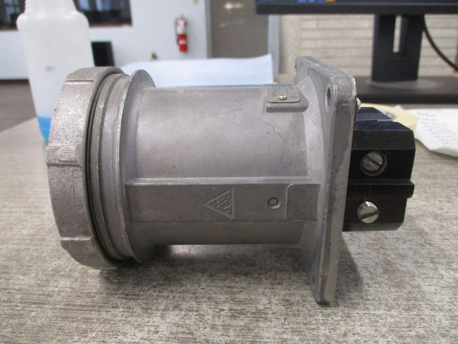 Russell Receptacle JRSR1034H 100A 600V 3P 4W Used