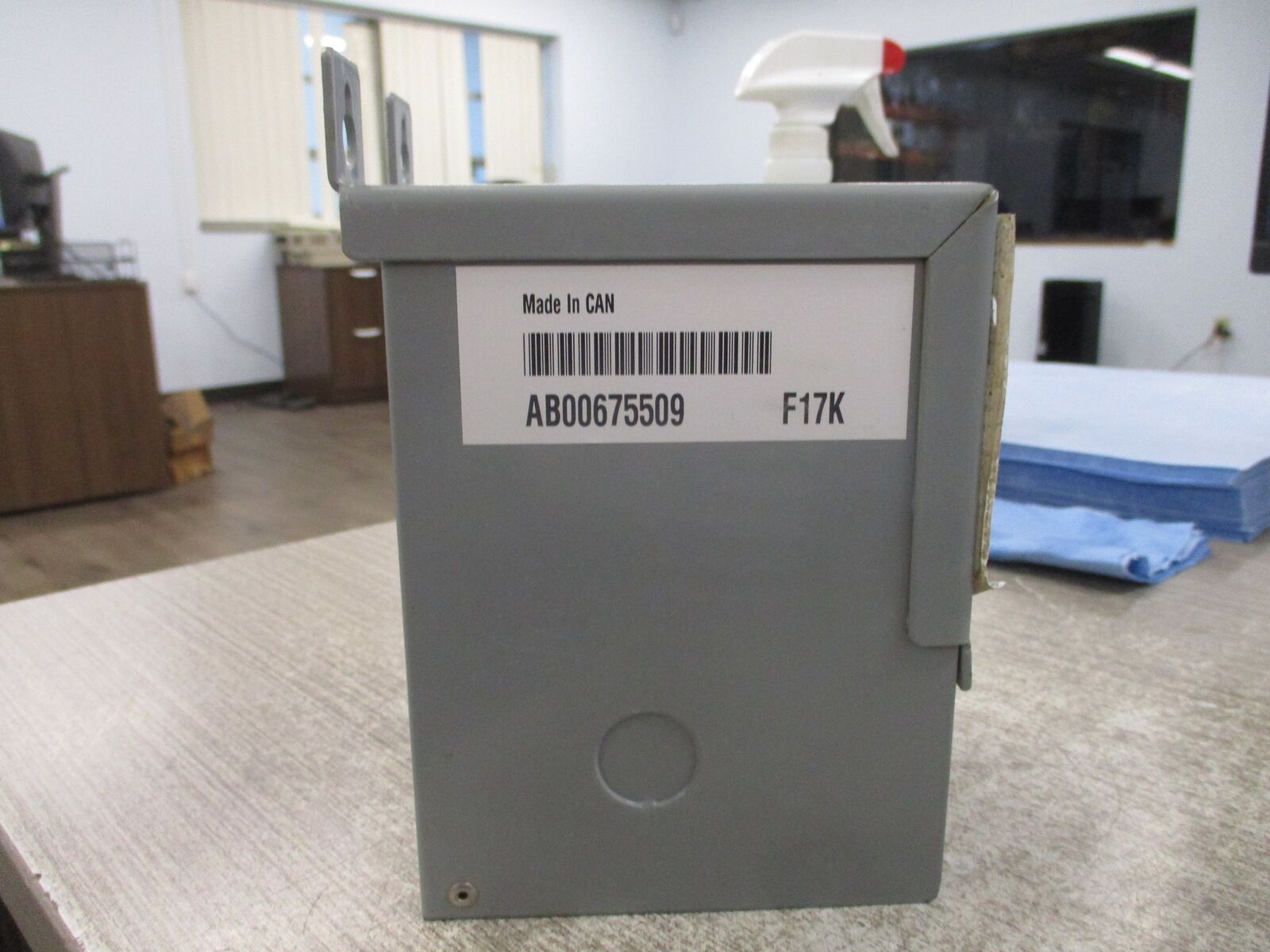 Hammond 3R Transformer QC15ERCB 0.15kVA Pri: 120/240V Sec:12/24V 1Ph 50/60Hz Use