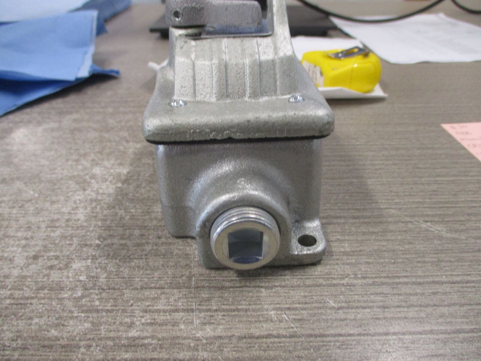 ABB Manual Starter CR101Y400H 115/230V 25-60Hz 1Ph 1P Type 4 Enclosure New Surpl