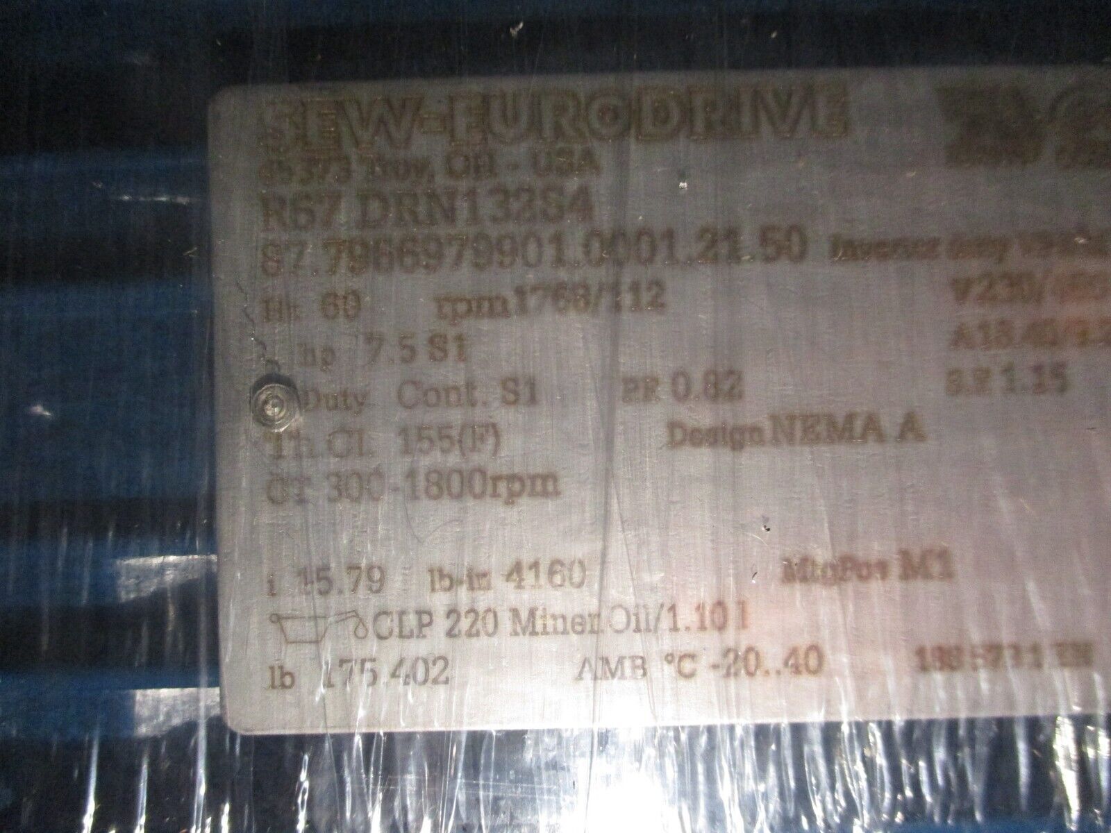 SEW-EURODRIVE Gearmotor R67 DRN132S4 7.5HP 230/460V 18.40/8.20A 60Hz 3Ph