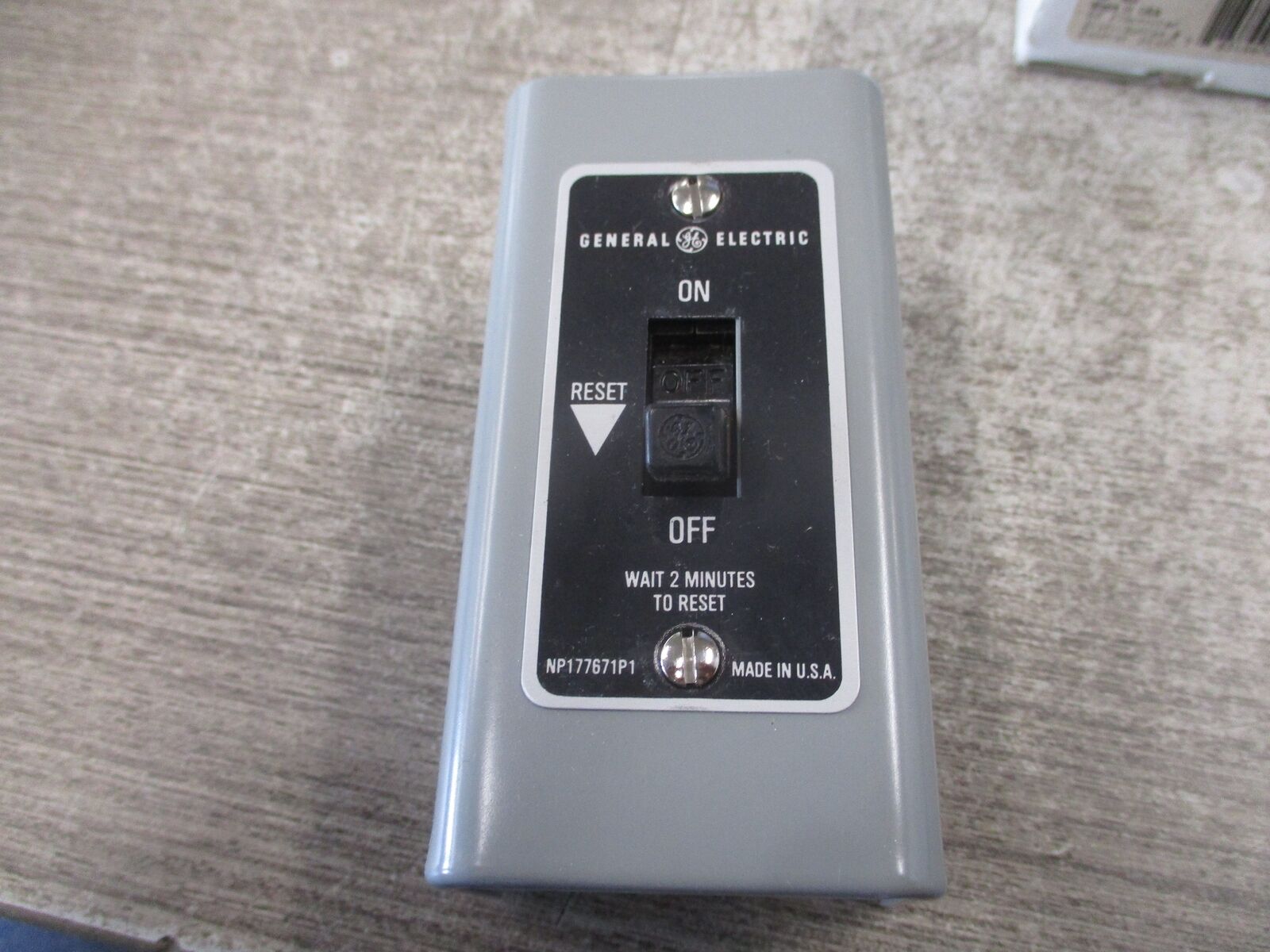 GE, Manual Starter CR101Y1 115/230V, 25-60Hz, 1P, New Surplus