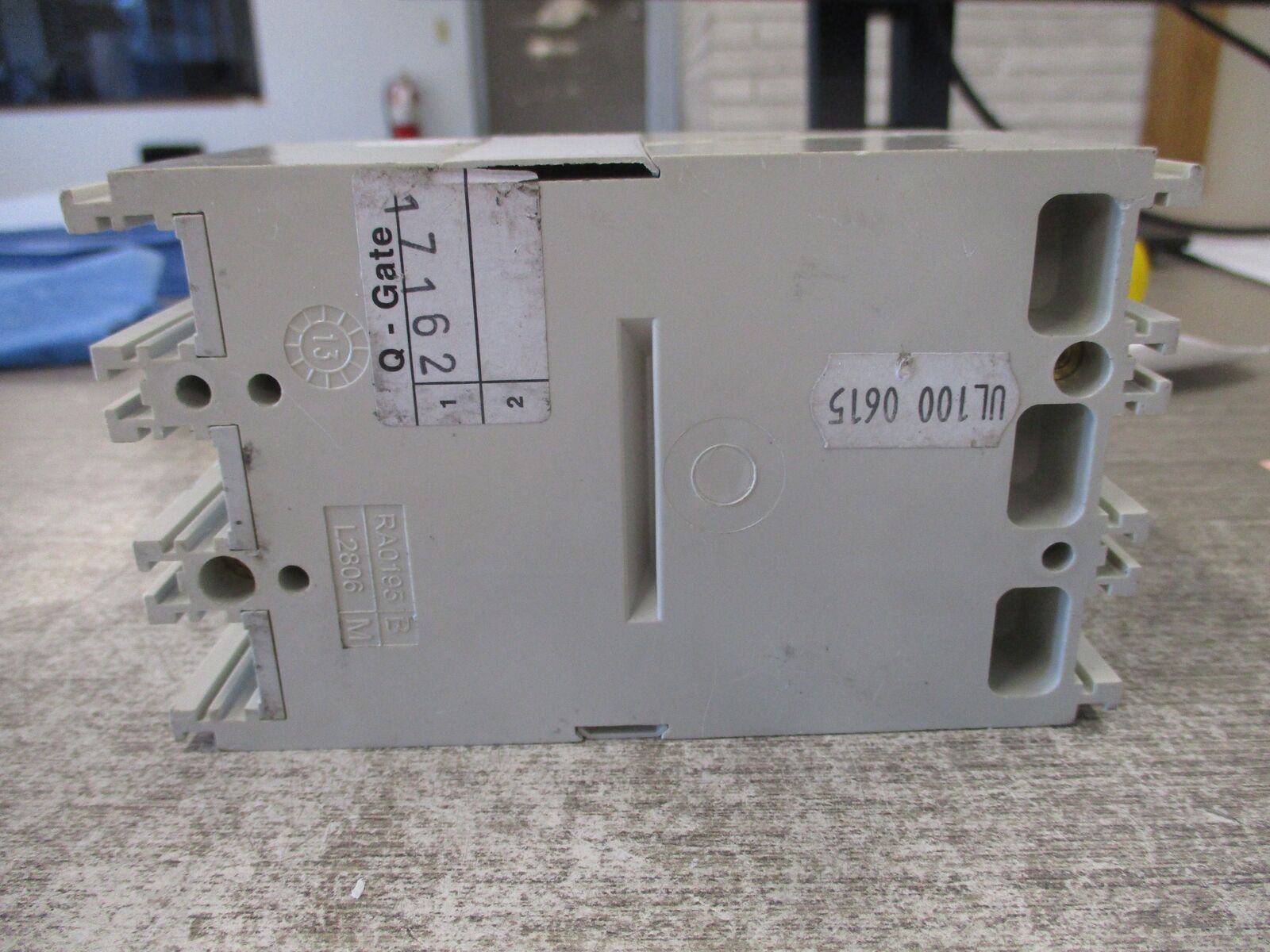 ABB SACE Tmax Circuit Breaker T1N 100 100A 600V 3P * No Mounting Screws * Used