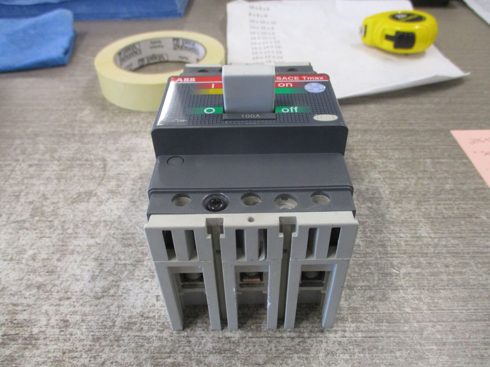 ABB SACE Tmax Circuit Breaker T1N 100 100A 600V 3P * No Mounting Screws * Used