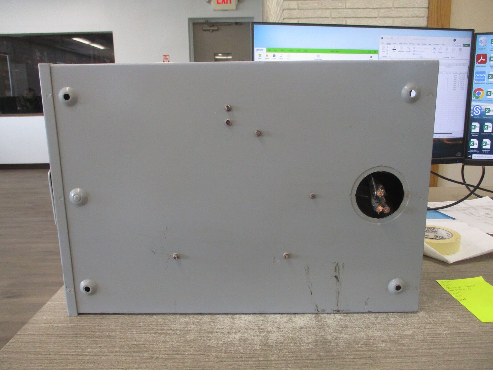 Eaton 3R Meter Socket 1008801E-CH 200A 600V Used