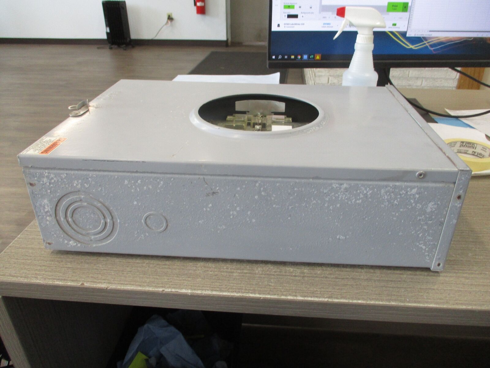 Eaton 3R Meter Socket 1008801E-CH 200A 600V Used