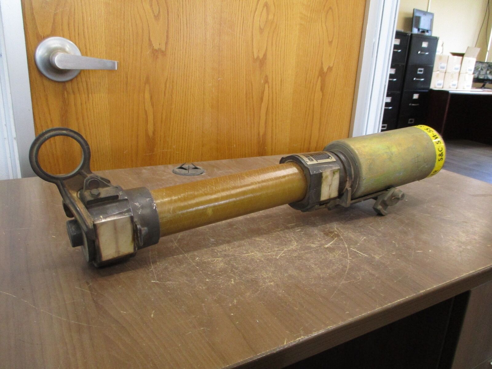 S&C Type SM-5S Fuse Holder 86641R1 7.2kV 400E Max *No Refill* Used