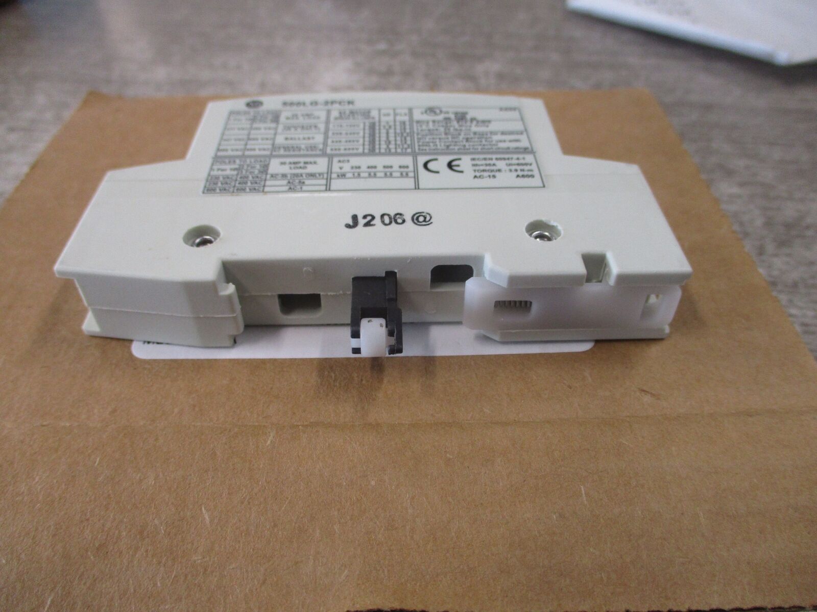 Allen-Bradley 2-Pole Power Pole 500LG-2PCK Ser.A New Surplus