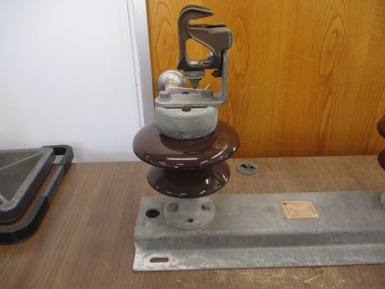 S&C Type XS Open Cutout 89322R5-D 300A 15kV Used