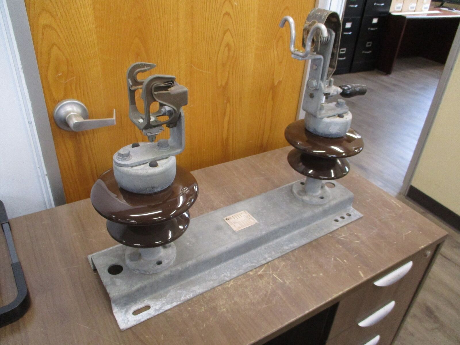 S&C Type XS Open Cutout 89322R5-D 300A 15kV Used