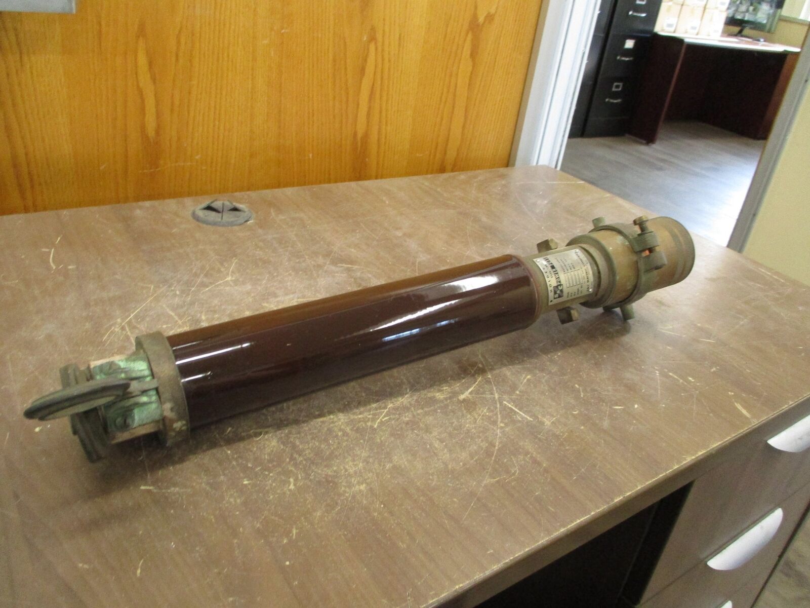 S&C Type SM4A Fuse Holder 86252 14.4kV 200E Max 100E Refill Used