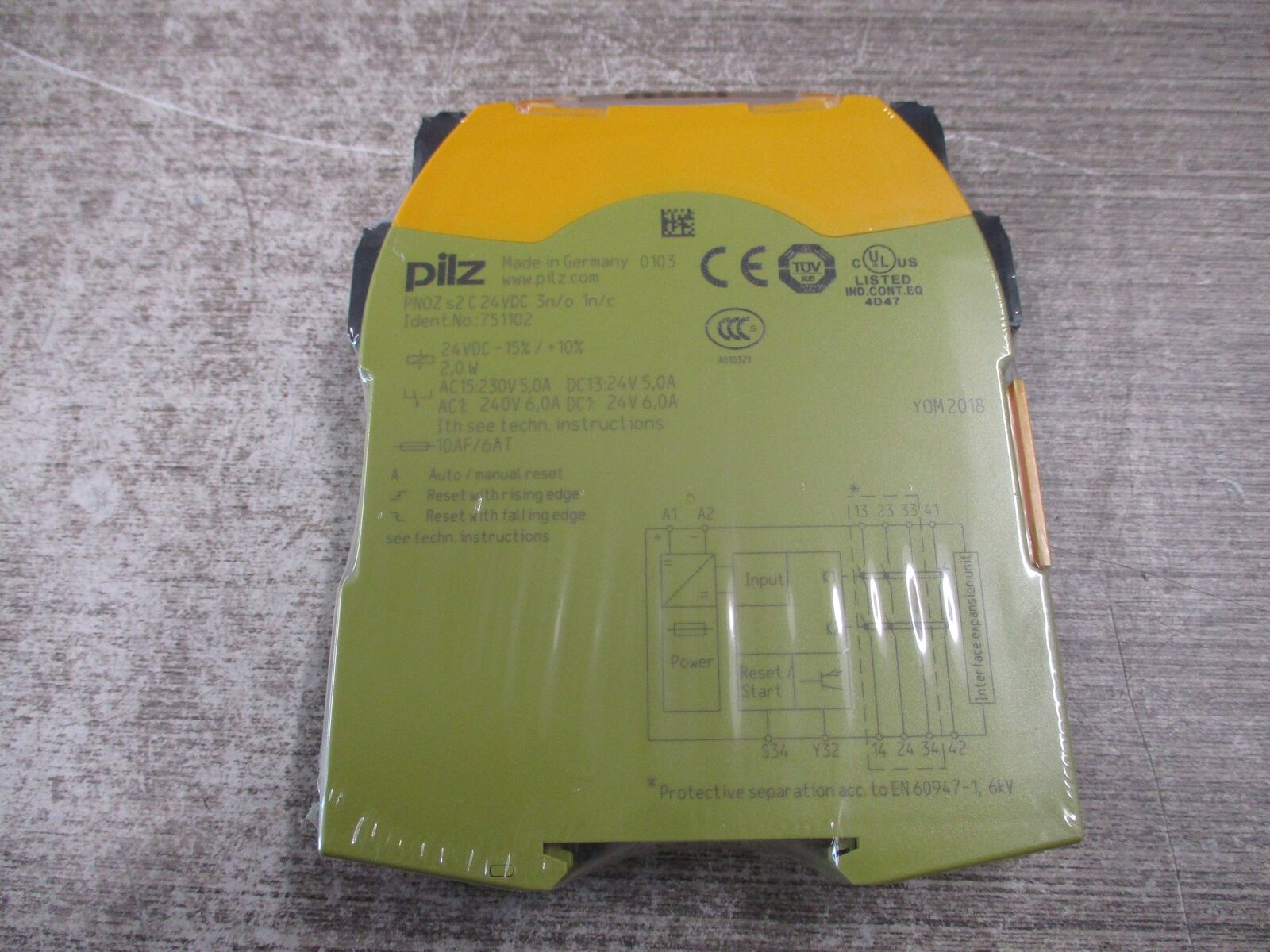 Pilz Safety Relay 751102 PNOZ s2 C 24VDC 3n/o 1n/c * No Box * New Surplus