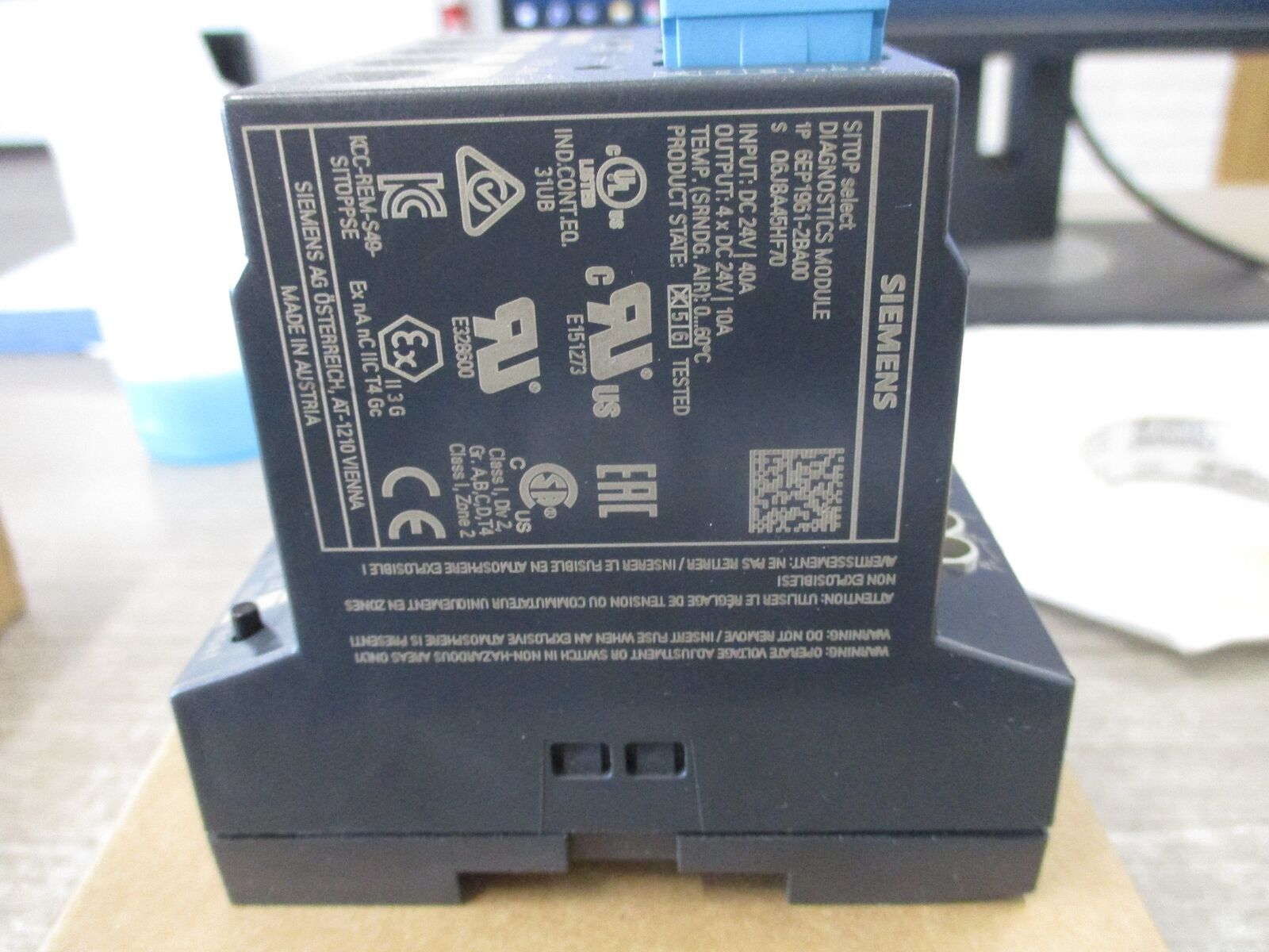 Siemens SITOP Select Diagnostics Module Input: 24VDC 40A Output: 4x 24VDC 10A Ne