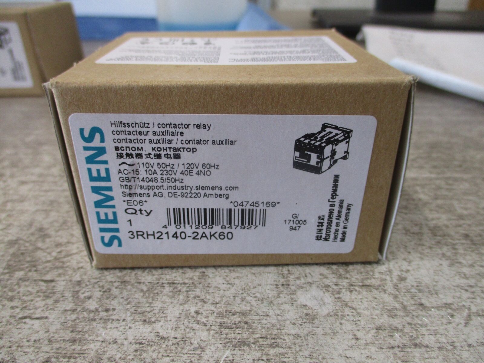 Siemens Contactor 3RH2140-2AK60 120V coil 10A New Surplus