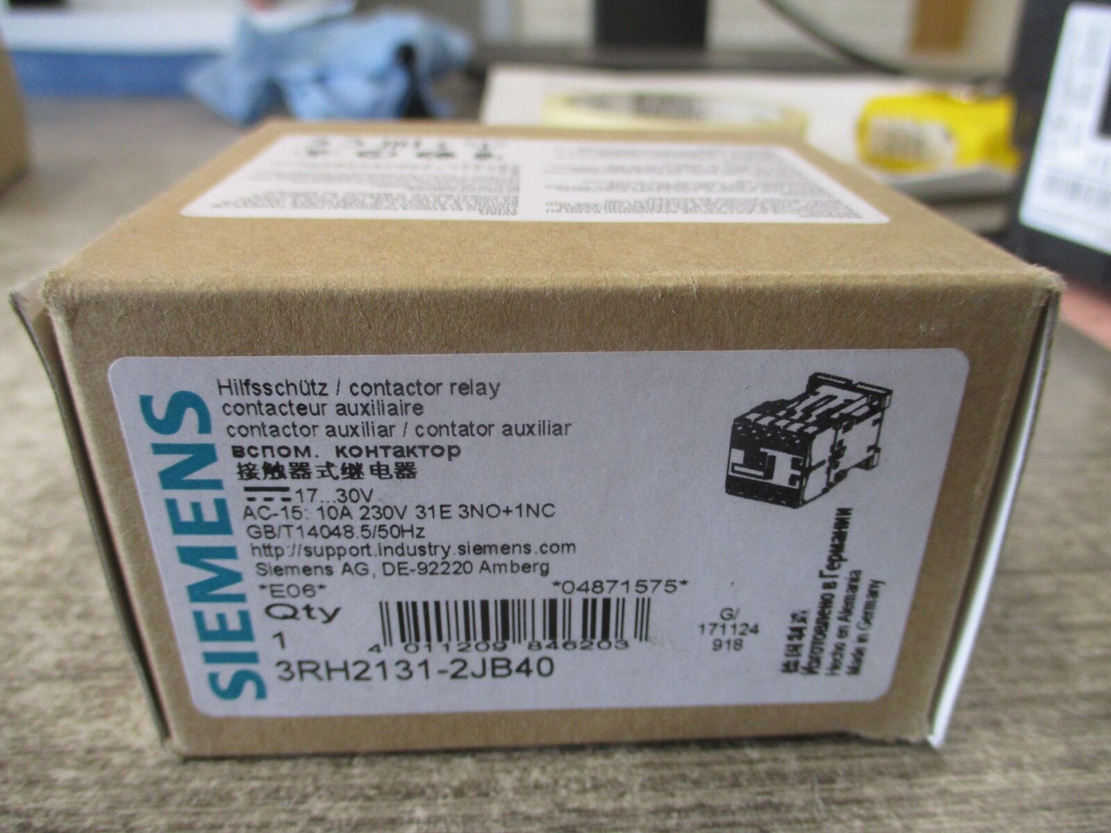 Siemens Contactor 3RH2131-2JB40 17-30VDC Coil 10A New Surplus