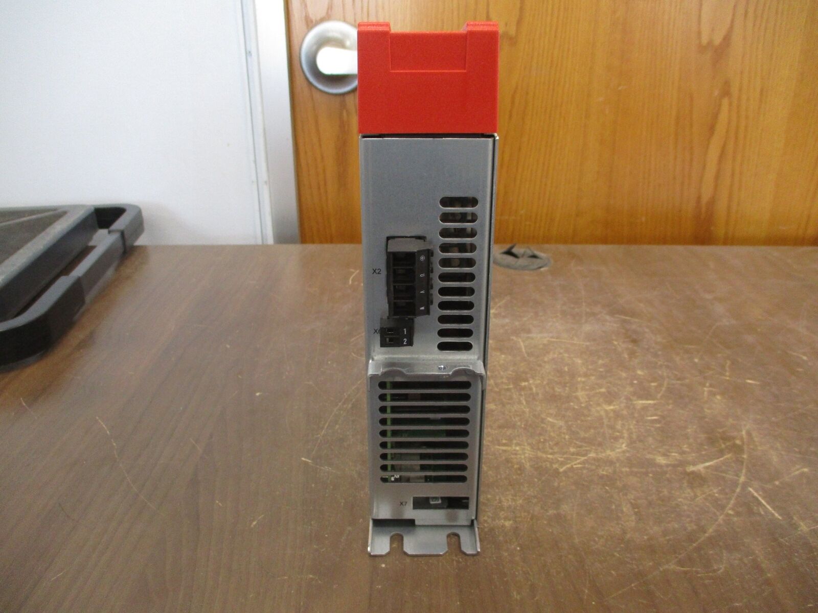 Sew-Eurodrive Moviaxis Servo Drive Axis Module MXA80A-004-503-00 2.80kW Used