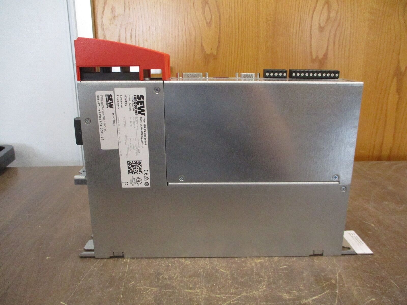 Sew-Eurodrive Moviaxis Servo Drive Axis Module MXA80A-004-503-00 2.80kW Used