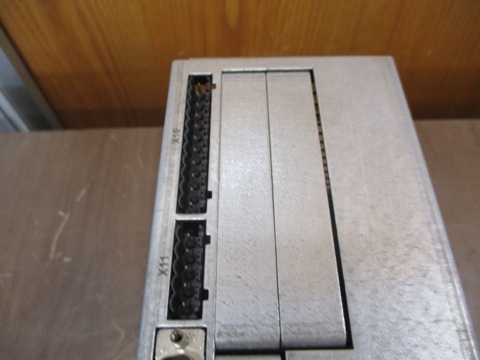 Sew-Eurodrive Moviaxis Servo Drive Axis Module MXA80A-032-503-00/F/XGS11A Used