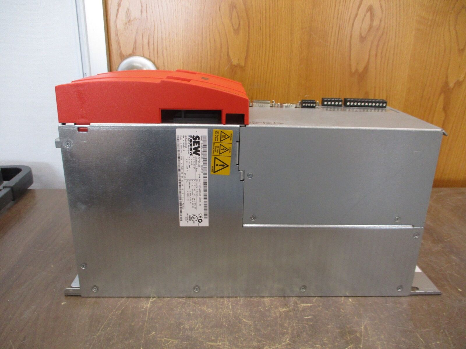 Sew-Eurodrive Moviaxis Servo Drive Axis Module MXA81A-064-503-00/F/XGS11A 35.8kW