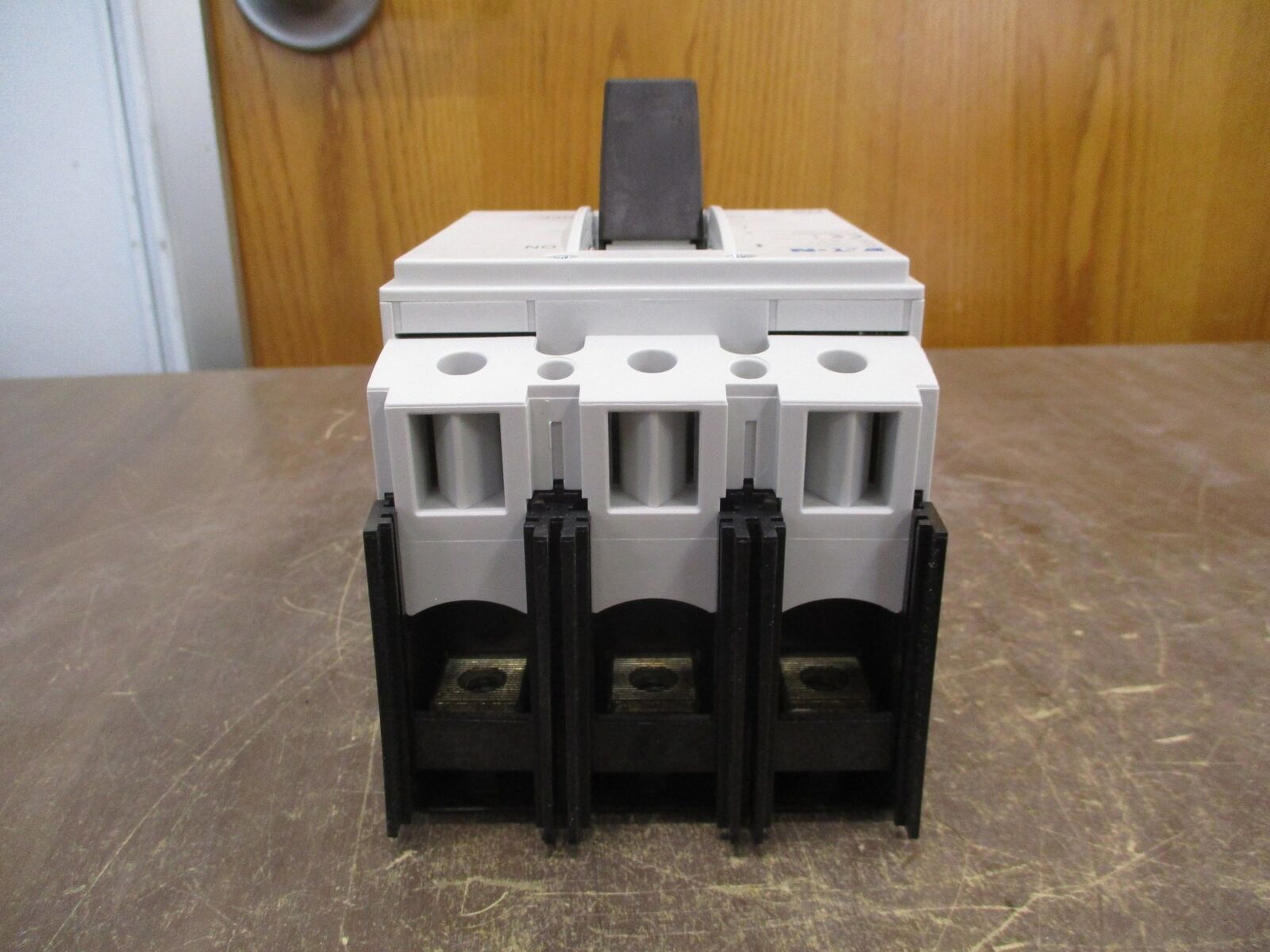 Eaton Moeller Series Circuit Breaker NS2-160-NA 160A 3P New Surplus