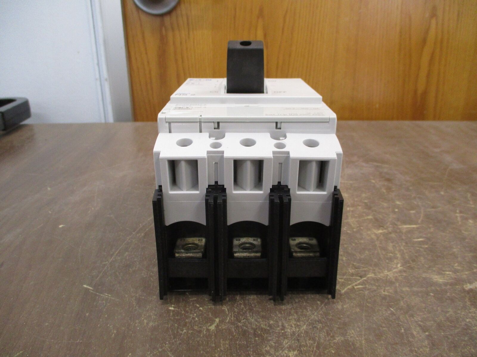 Eaton Moeller Series Circuit Breaker NS2-160-NA 160A 3P New Surplus