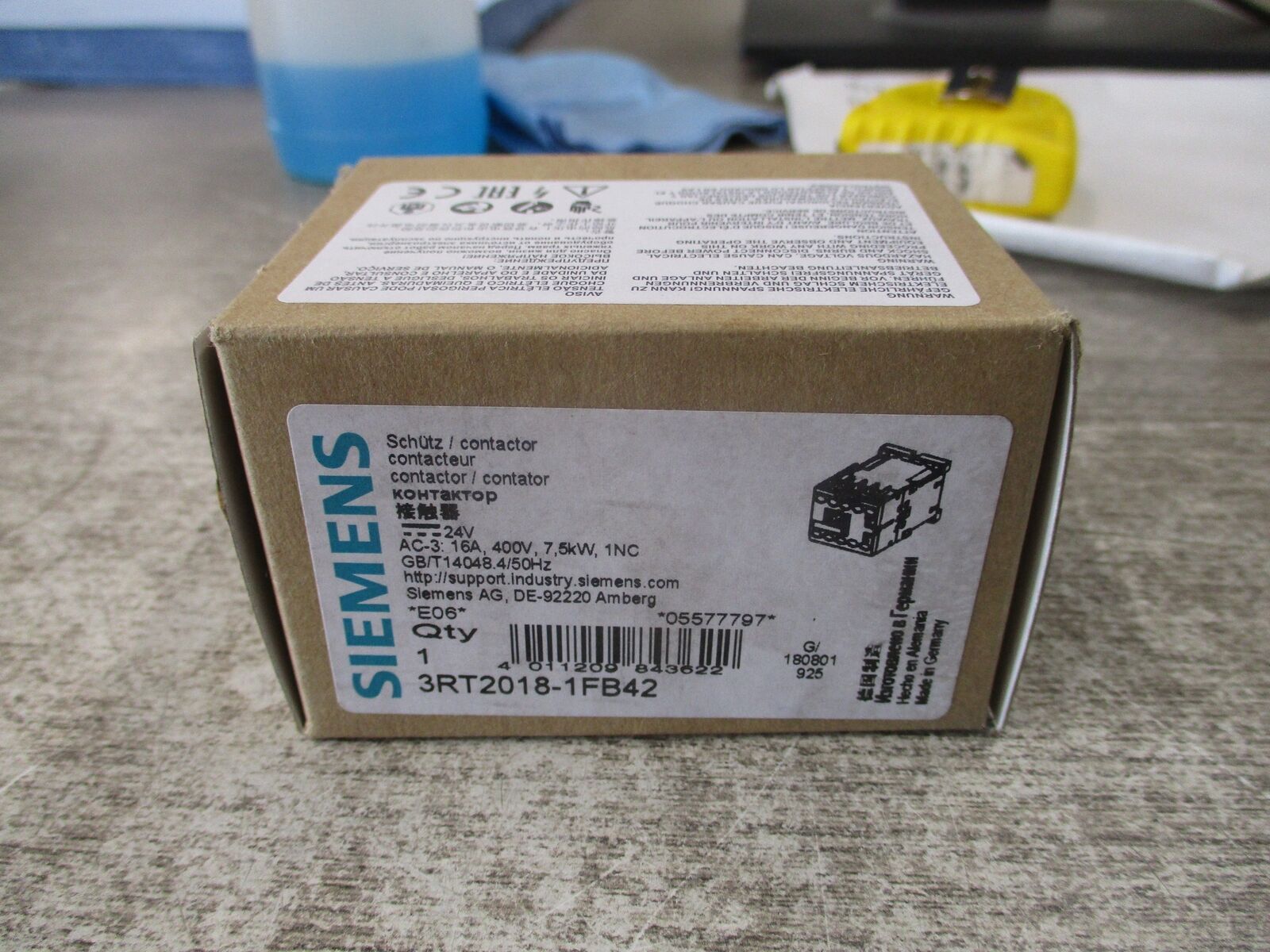 Siemens Contactor 3RT2018-1FB42 24VDC Coil 16A New Surplus