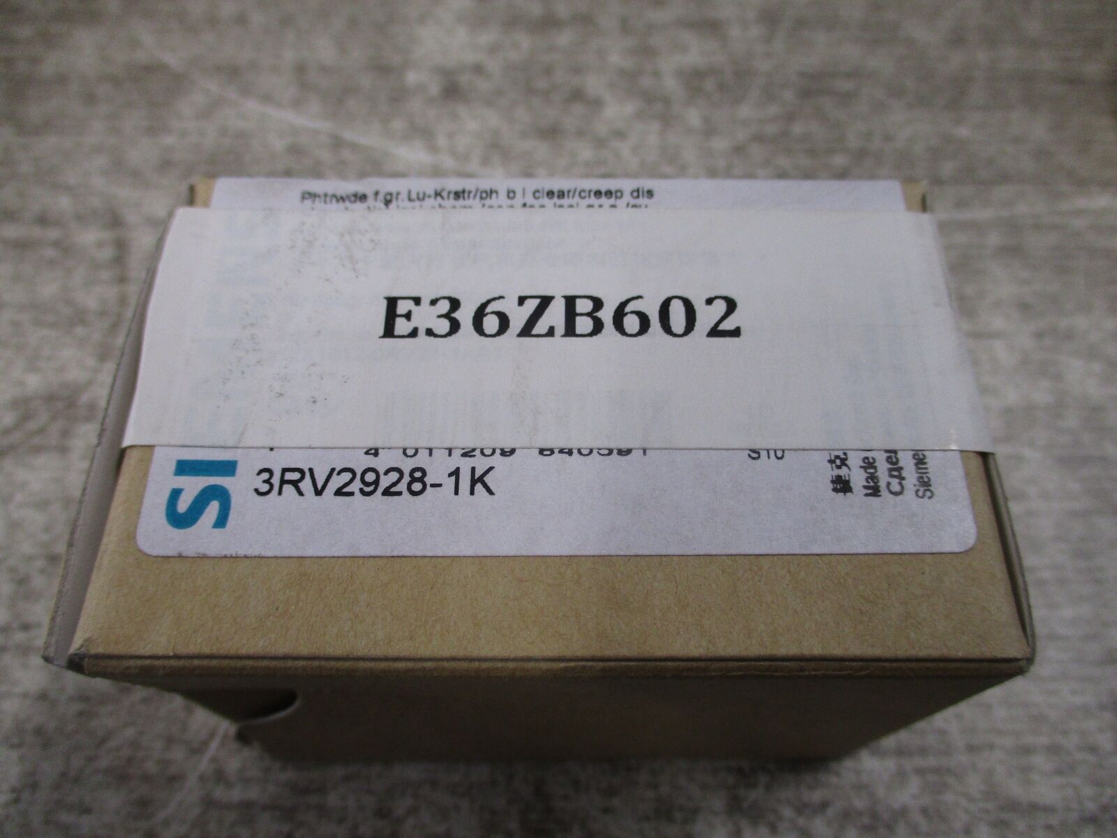 Siemens Phase Barrier 3RV2928-1K * Lot Of 2 * New Surplus