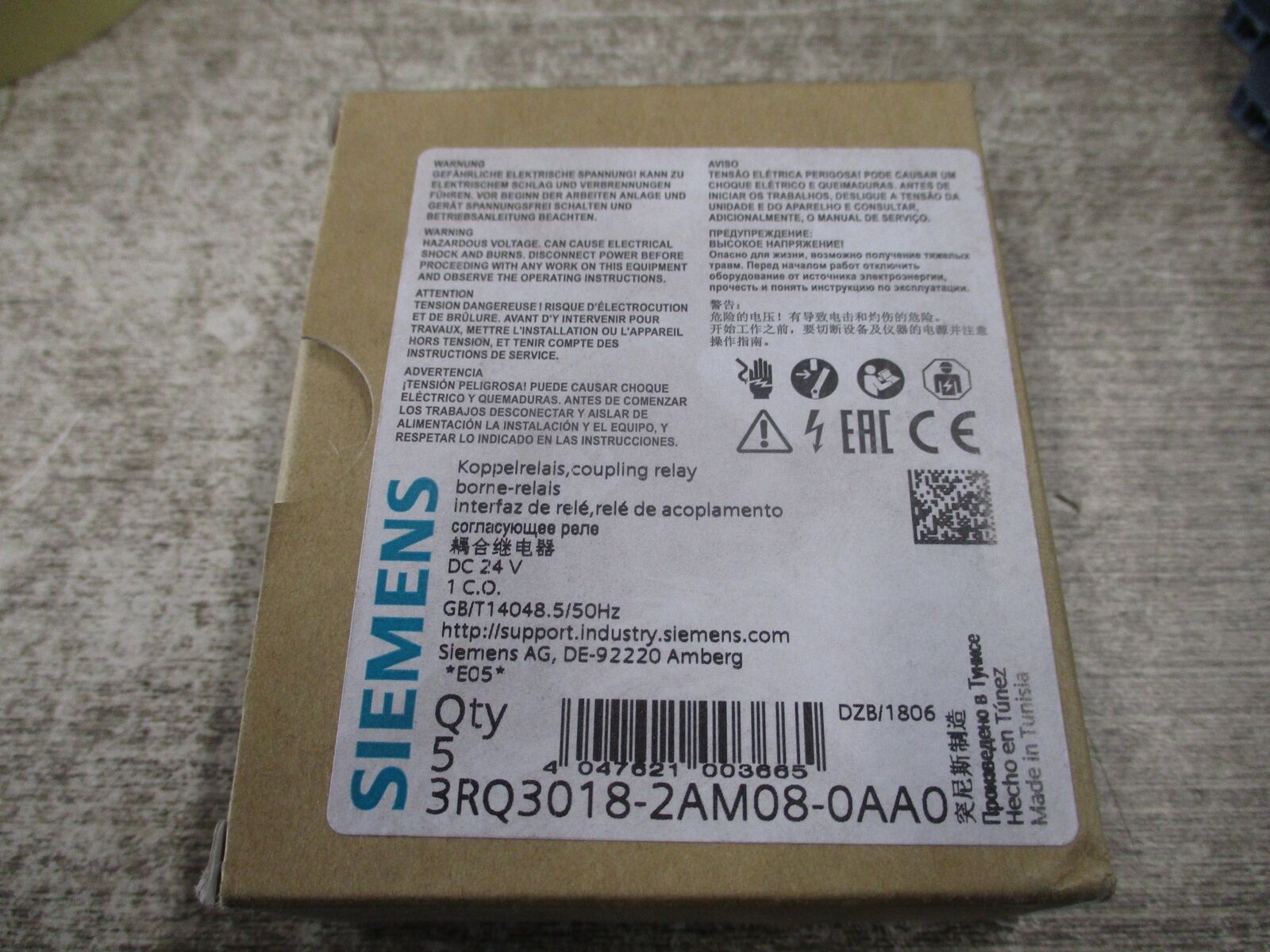 Siemens Coupling Relay 3RQ3018-2AM08-0AA0 24VDC * Box Of 5 * New Surplus