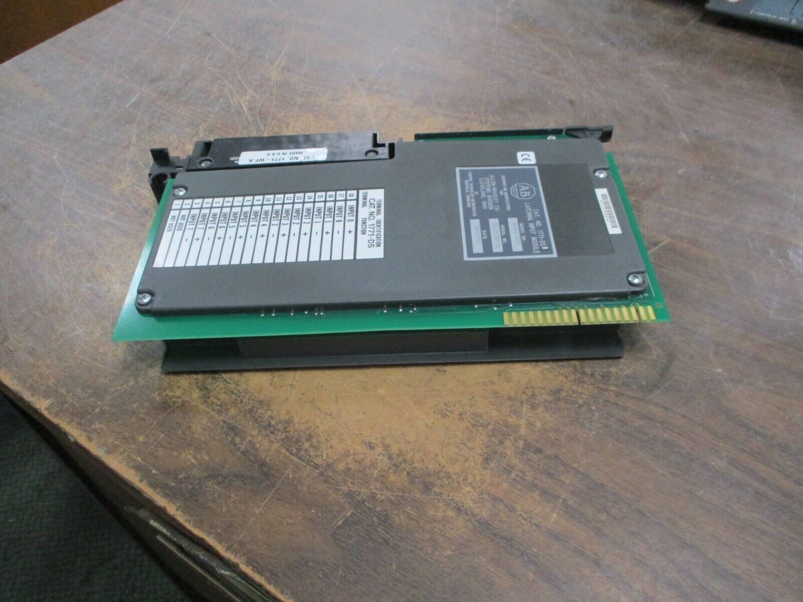 Allen-Bradley Latching Input Module 1771-DSB Used