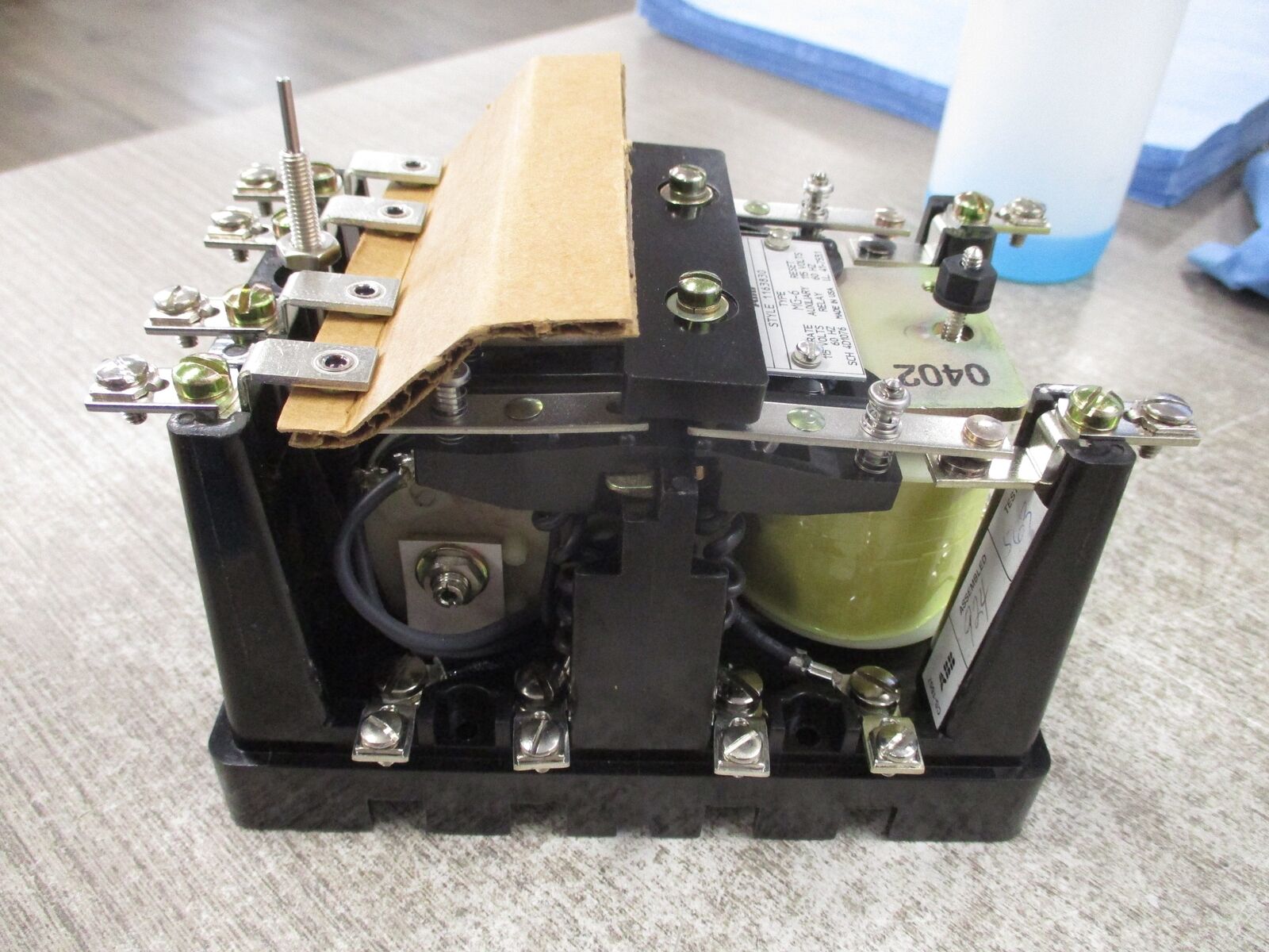 ABB MG-6 Auxiliary Relay 1163830 Operate: 115VAC 60Hz Reset: 115VAC 60Hz New Sur