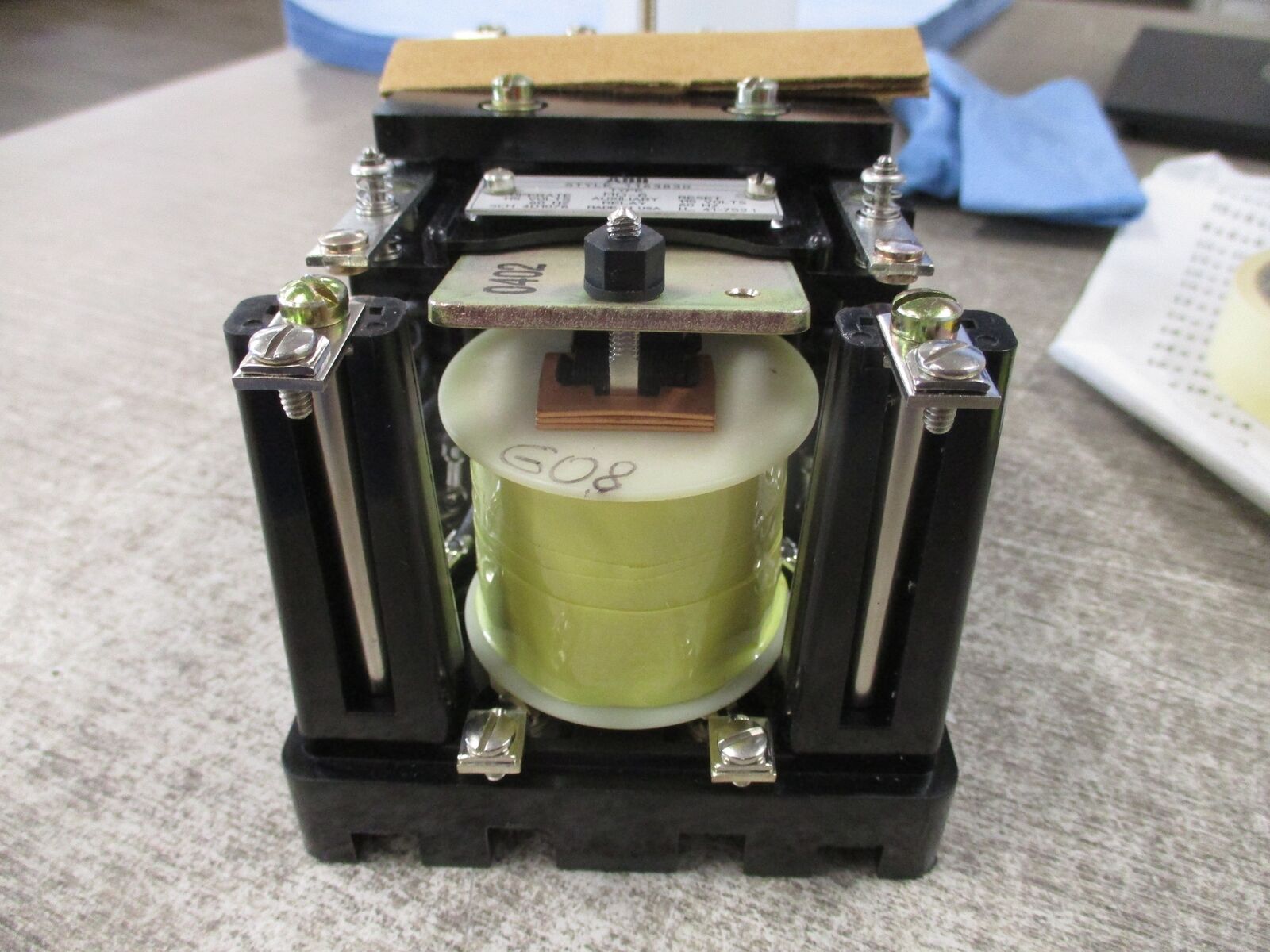 ABB MG-6 Auxiliary Relay 1163830 Operate: 115VAC 60Hz Reset: 115VAC 60Hz New Sur