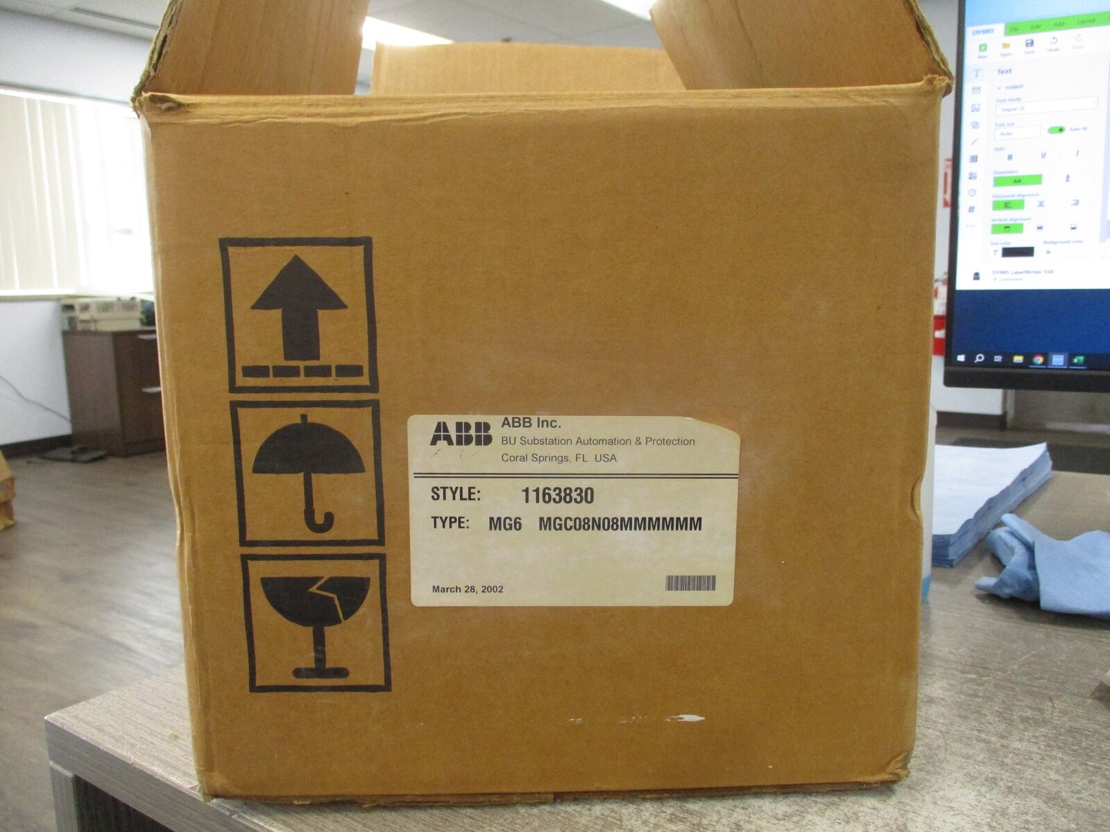 ABB MG-6 Auxiliary Relay 1163830 Operate: 115VAC 60Hz Reset: 115VAC 60Hz New Sur