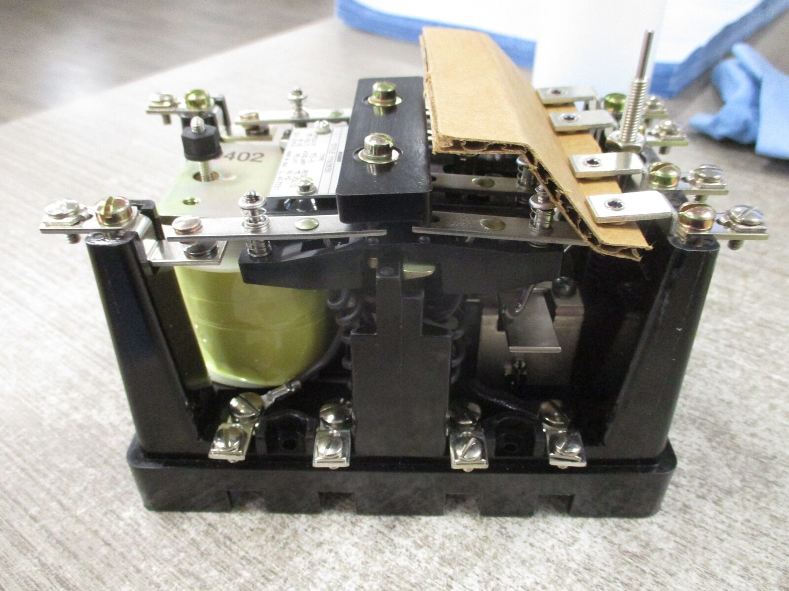 ABB MG-6 Auxiliary Relay 1163830 Operate: 115VAC 60Hz Reset: 115VAC 60Hz New Sur