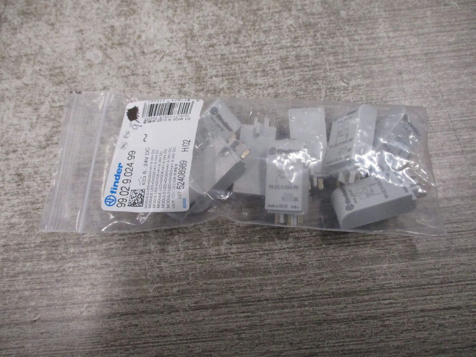 Finder LED + Diode Module 99.02.9.024.99 6-24VDC * Lot of 9 * New Surplus