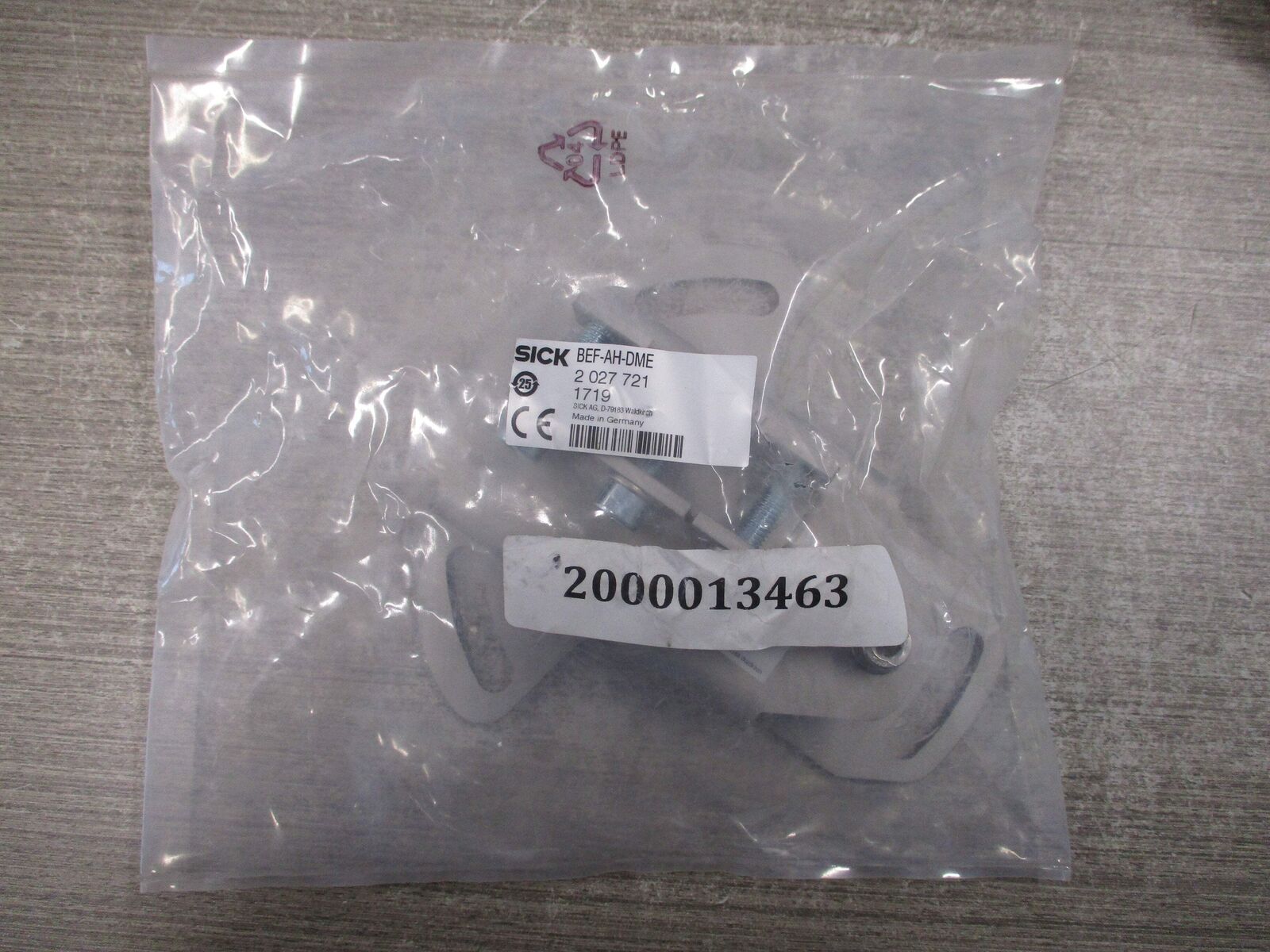 Sick Laser Scanner Bracket 2 027 721 BEF-AH-DME New Surplus