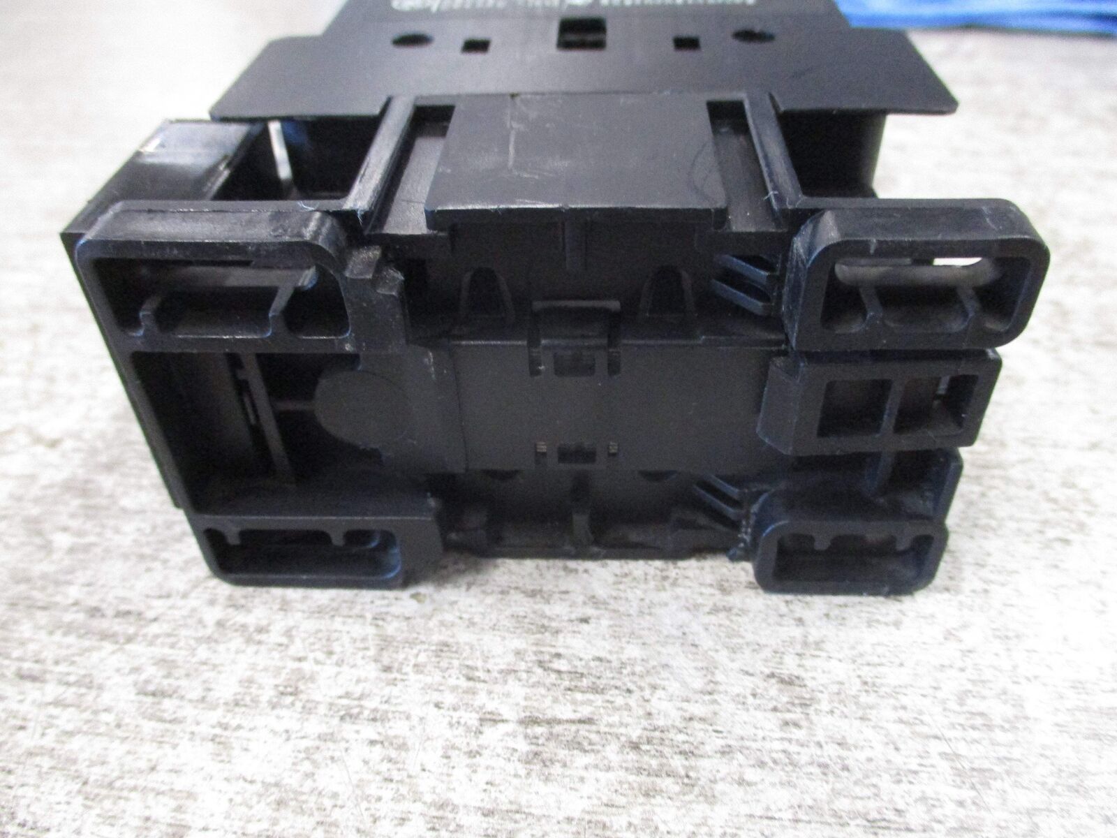 GE Contactor CL00A310T 120V Coil 25A 600V (2) Aux Contacts Used