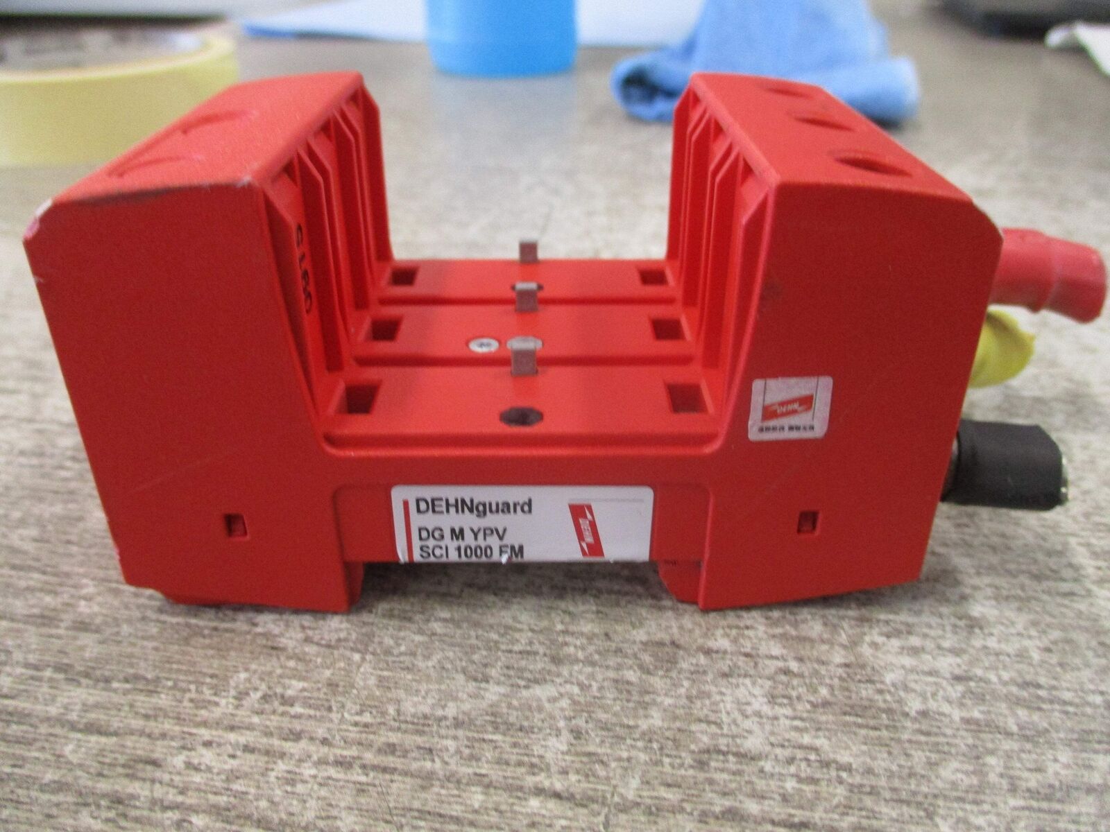 Dehn DEHNguard Surge Arrester Base 952 515 * Broken Case * Used