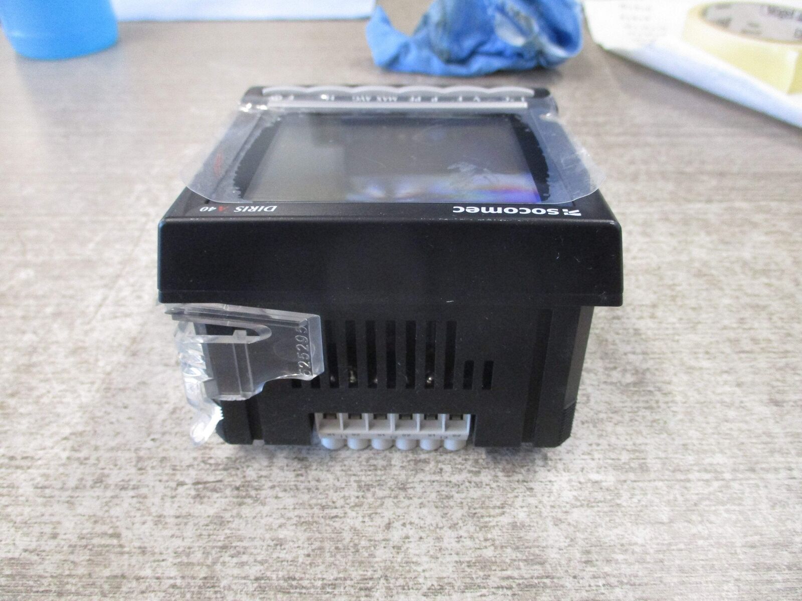 Socomec DIRIS A40 Multifunction Meter 48250201 * (2) Mounting Brackets * Used