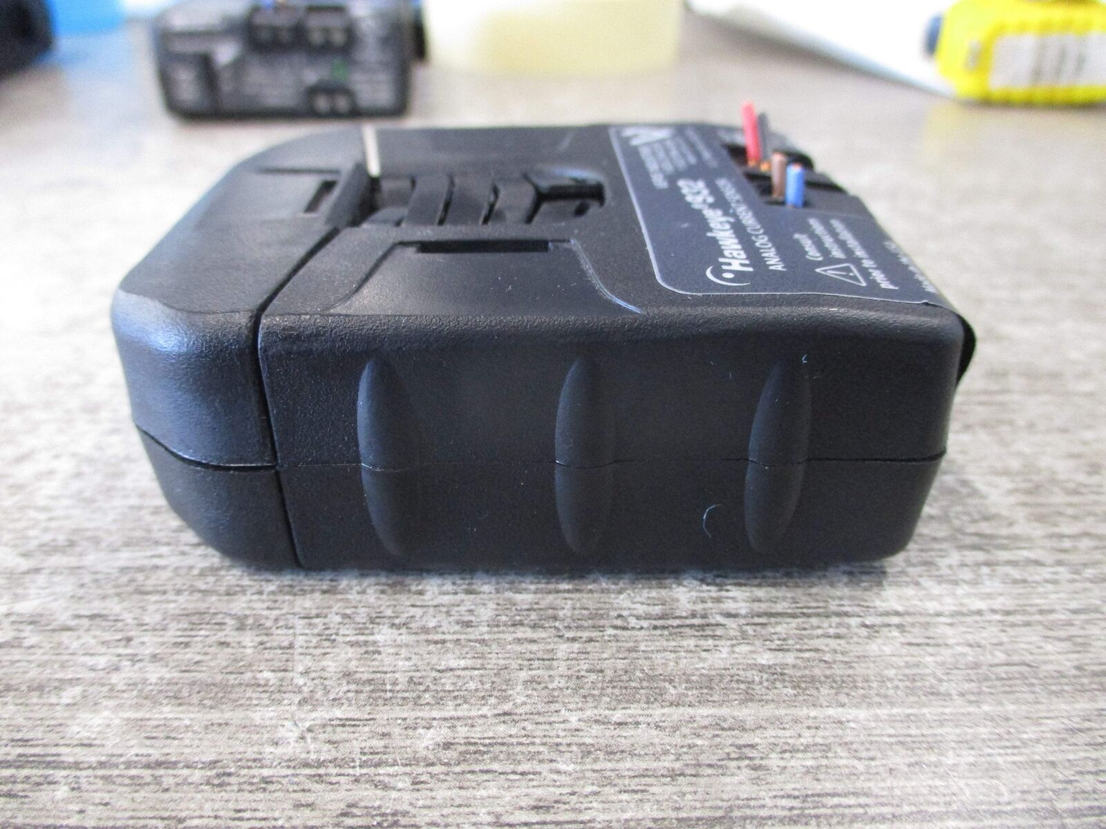 Veris Hawkeye 932 Analog Current Sensor H932 24V AC/DC Coil Range: 30/60/120A Us