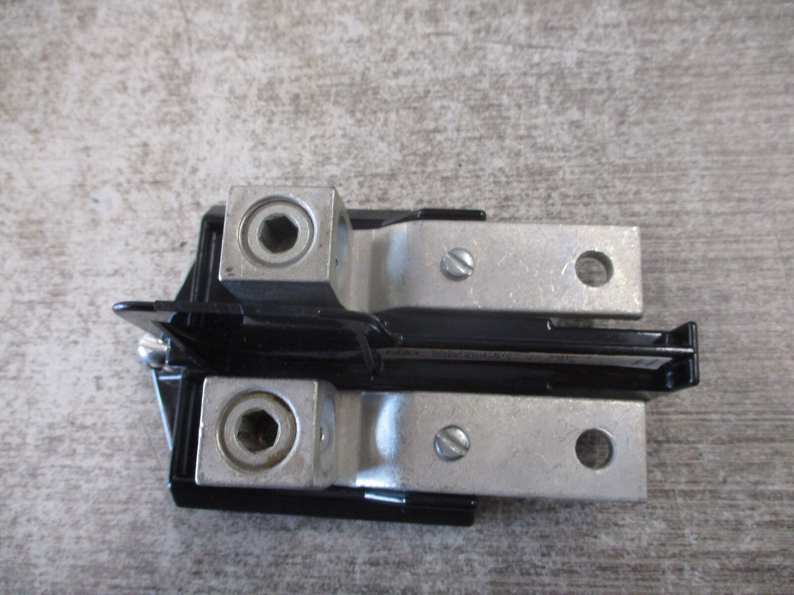 GE Master Main Lug Kit TLK150 150A 120-240V 2P * Lot of 2 * Used