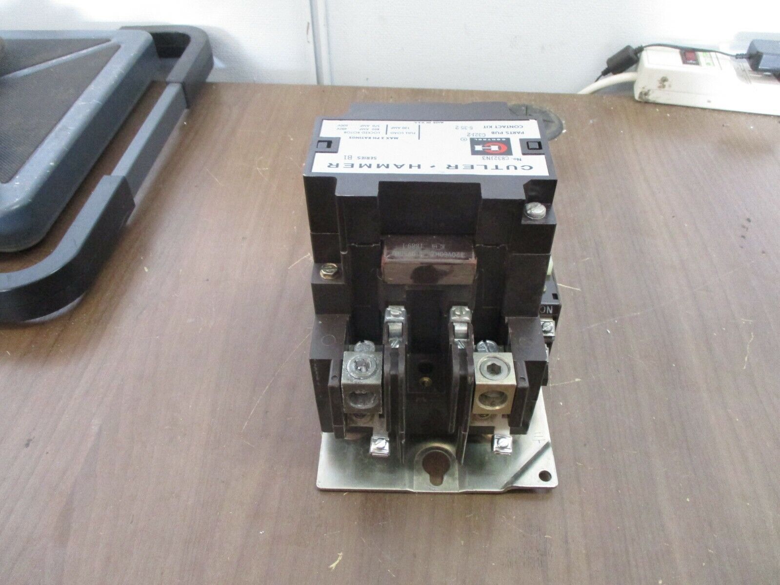 Cutler-Hammer Contactor C832JN3 Ser. B1 120V Coil 120A 600V 2P Used