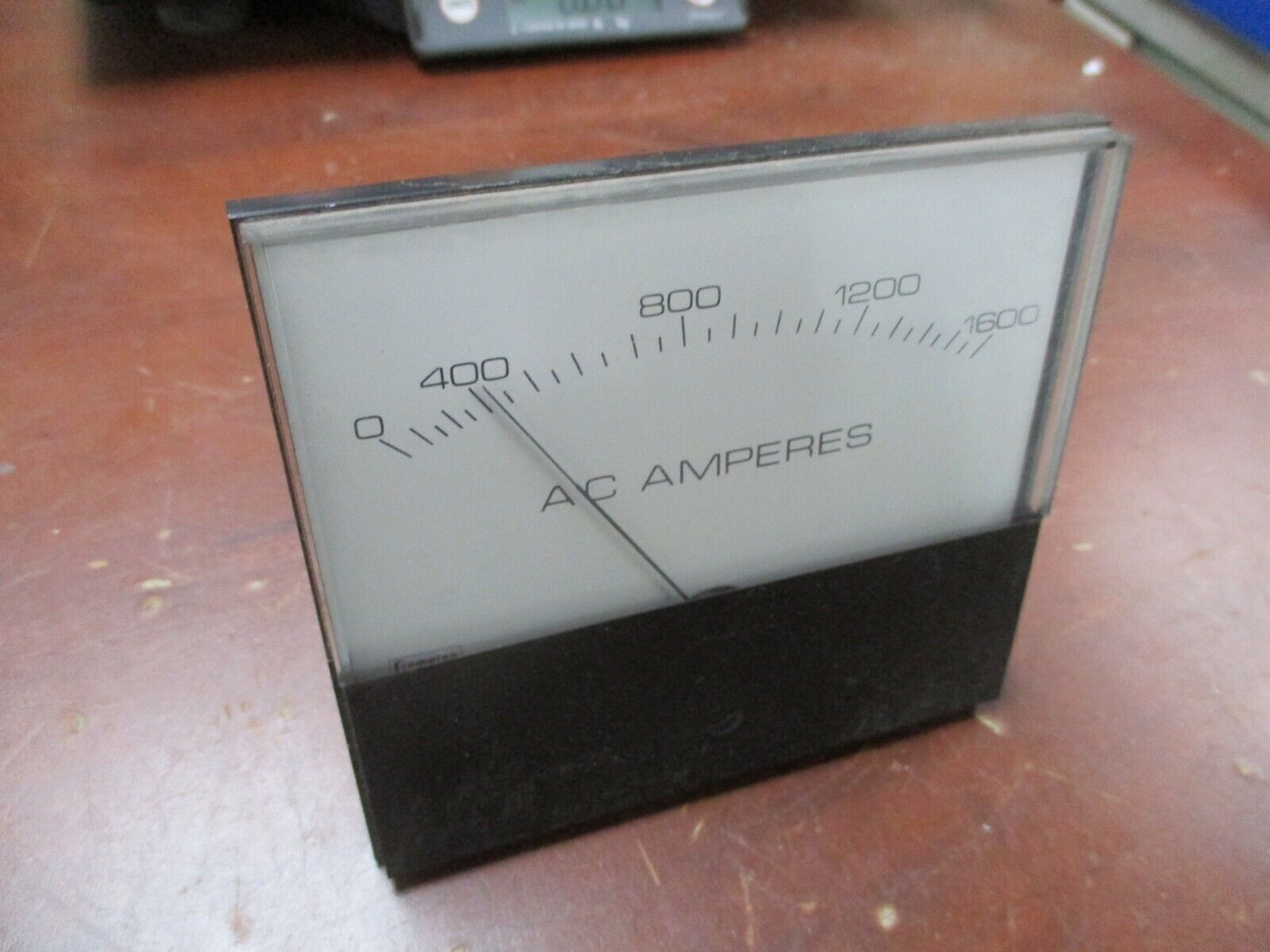 Crompton AC Ammeter 217-02AA LSTE Range: 0 - 1600A Used