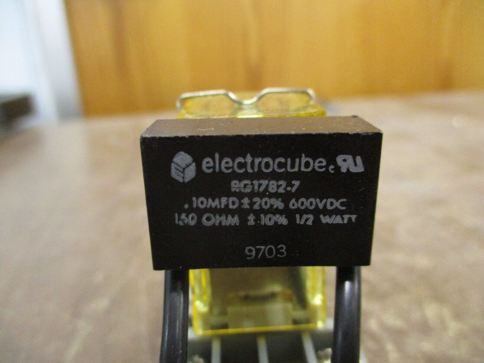 IDEC Relay w/ Base RY4S-U 120V w/ Electrocube RG1782-7 Used
