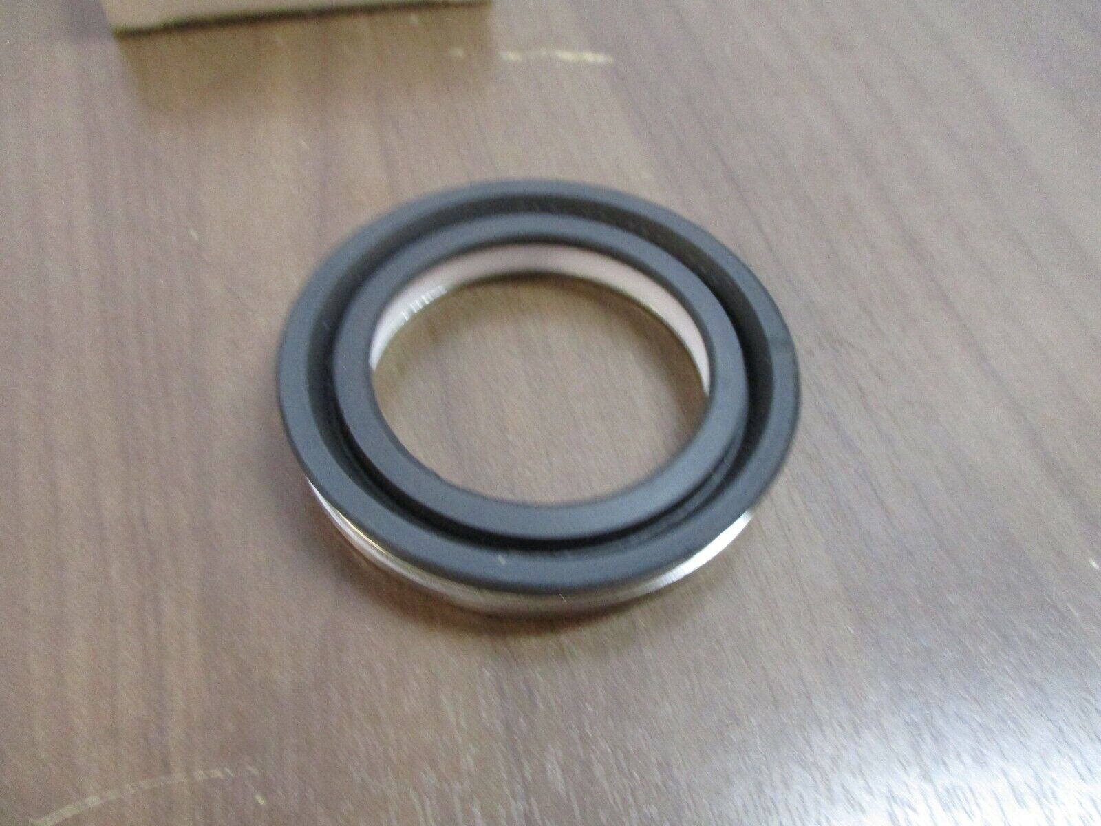 Vickers Shaft Seal 576580 New Surplus