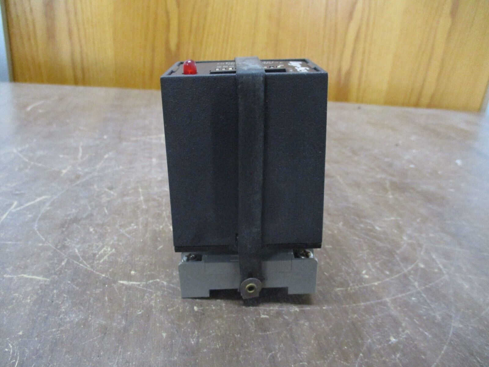 SSAC Digi-Set Time Delay Relay TDML24DL 24VDC w/ Base Used