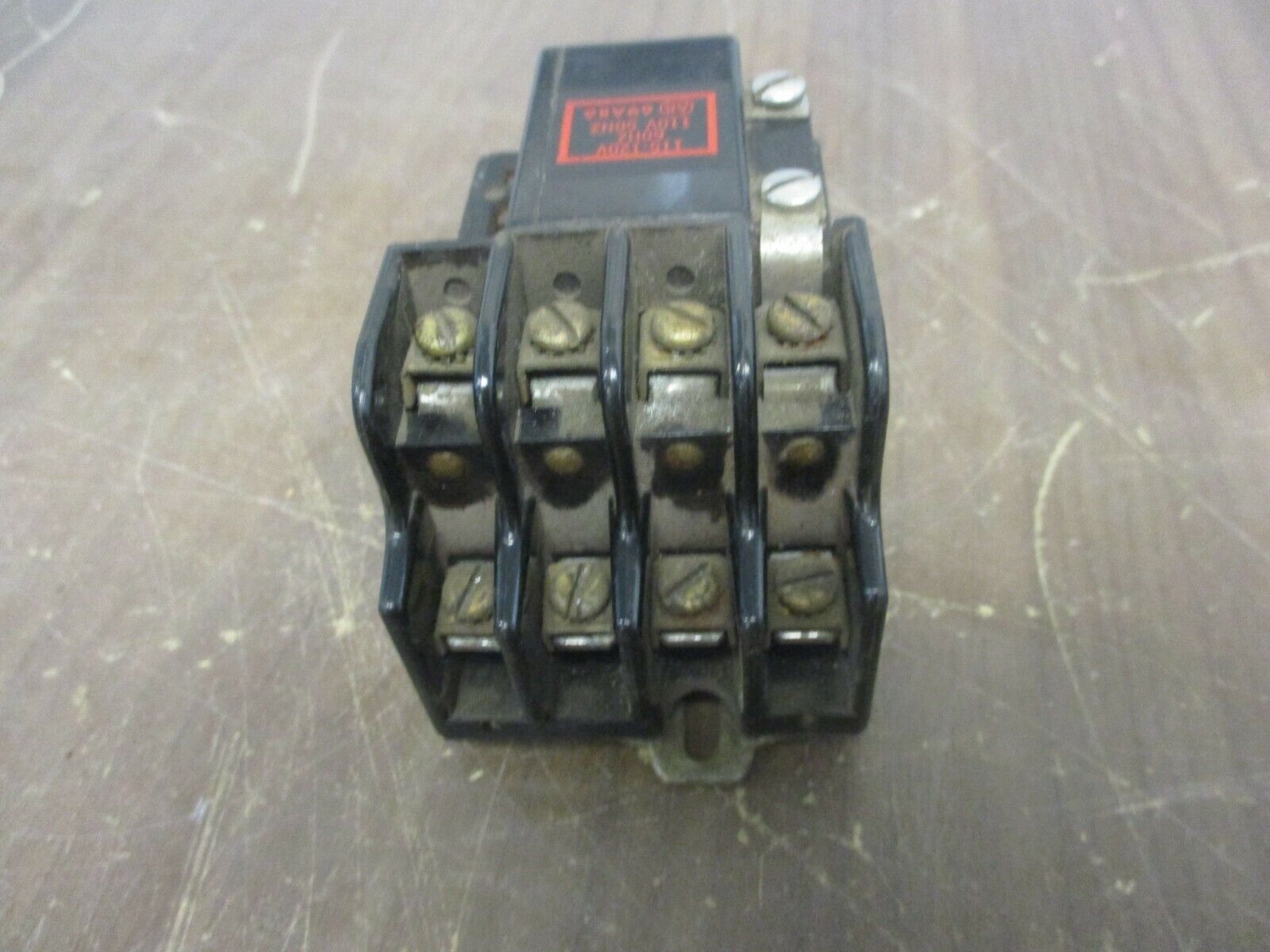 Allen-Bradley Size 00 Starter 702-TOD93 Ser. K 115-120V Coil 9A 600V Used